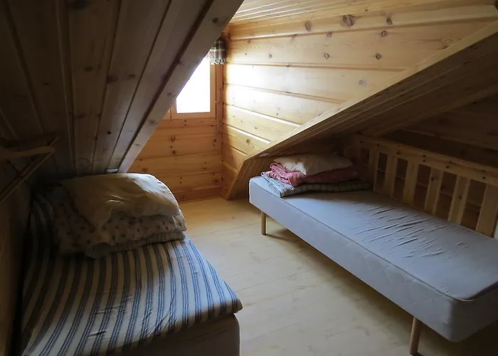 Arctic Polar Village 3* キルピスヤルヴィ