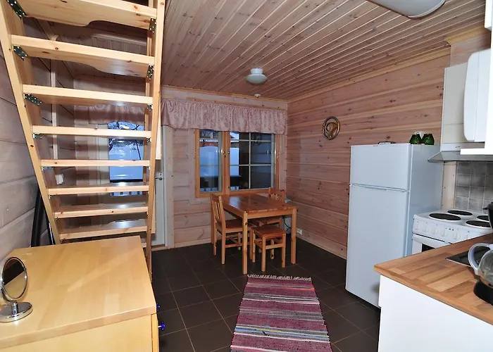 Kompleks wypoczynkowy Arctic Polar Village 3*