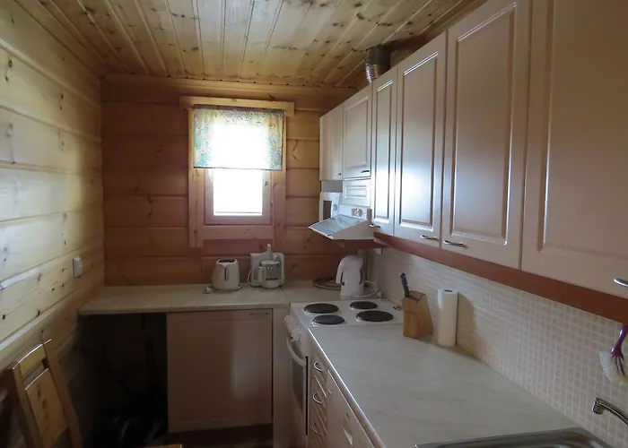 Arctic Polar Village 3*