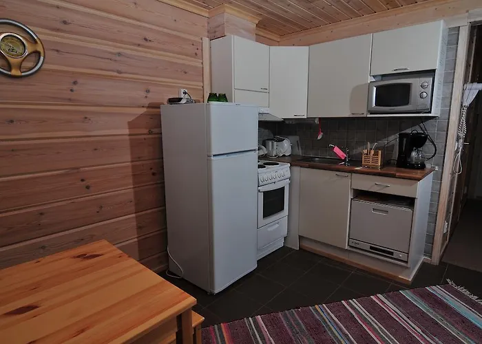 Arctic Polar Village 3* キルピスヤルヴィ