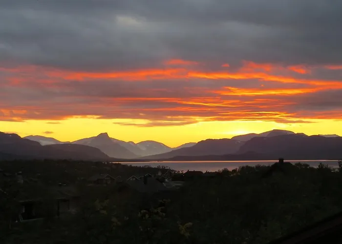 Arctic Polar Village 3* Kilpisjärvi